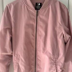 Women’s Lightweight Zip Up Jacket
